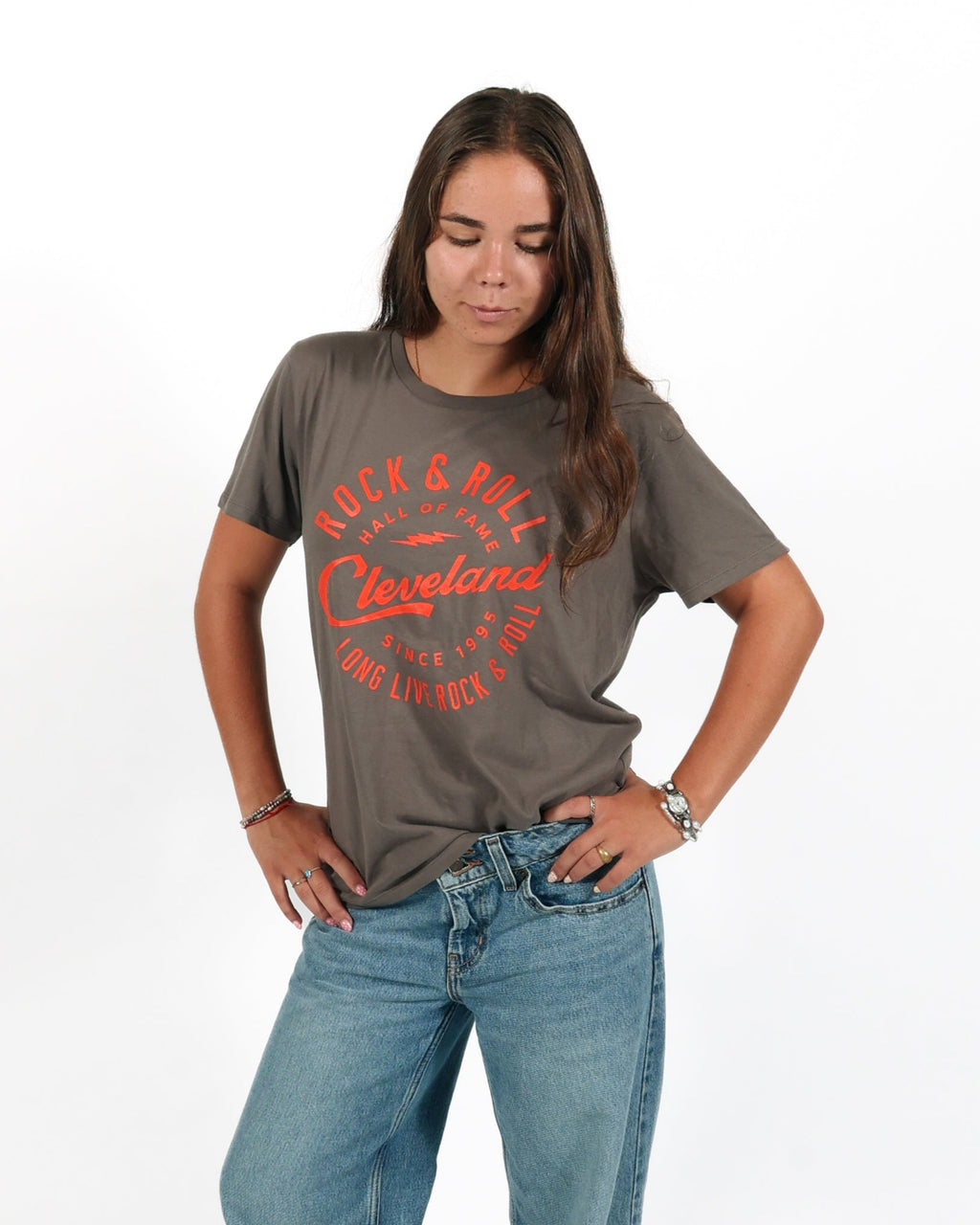 ROCK HALL CLEVELAND SCRIPT FITTED T-SHIRT