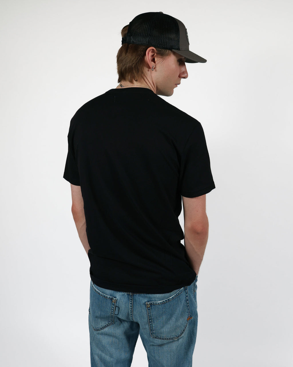 ROCK HALL CROSSED FLYING V'S T-SHIRT