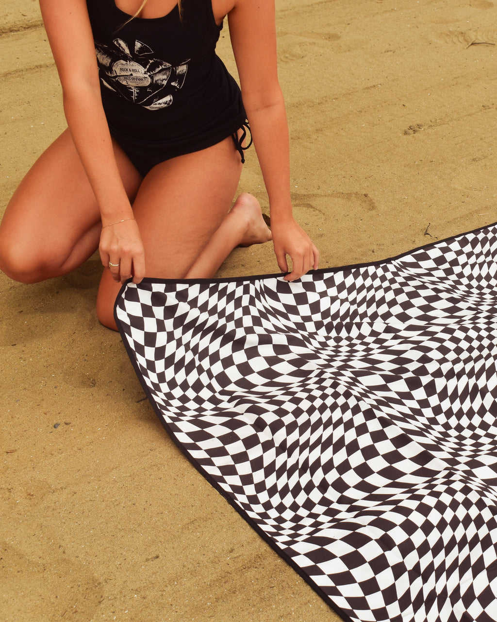 ROCK HALL x SLOWTIDE QUICKDRY PARK BLANKET