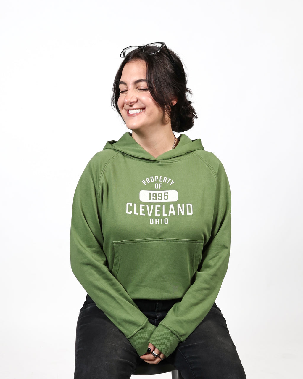ROCK HALL FELT APPLIQUE FITTED HOODIE