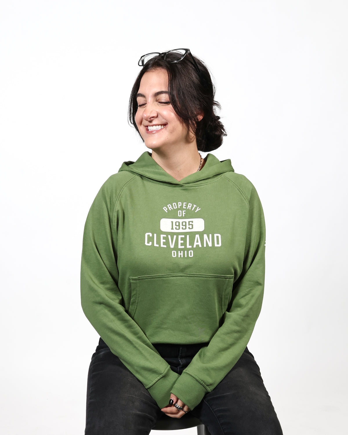 ROCK HALL FELT APPLIQUE FITTED HOODIE