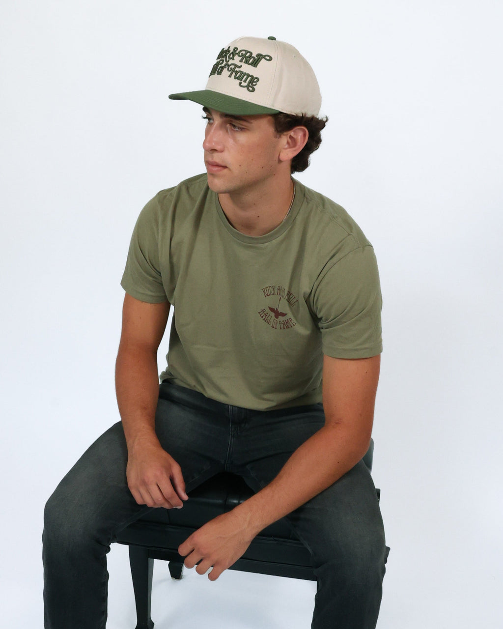 ROCK HALL GUITAR WITH WINGS T-SHIRT