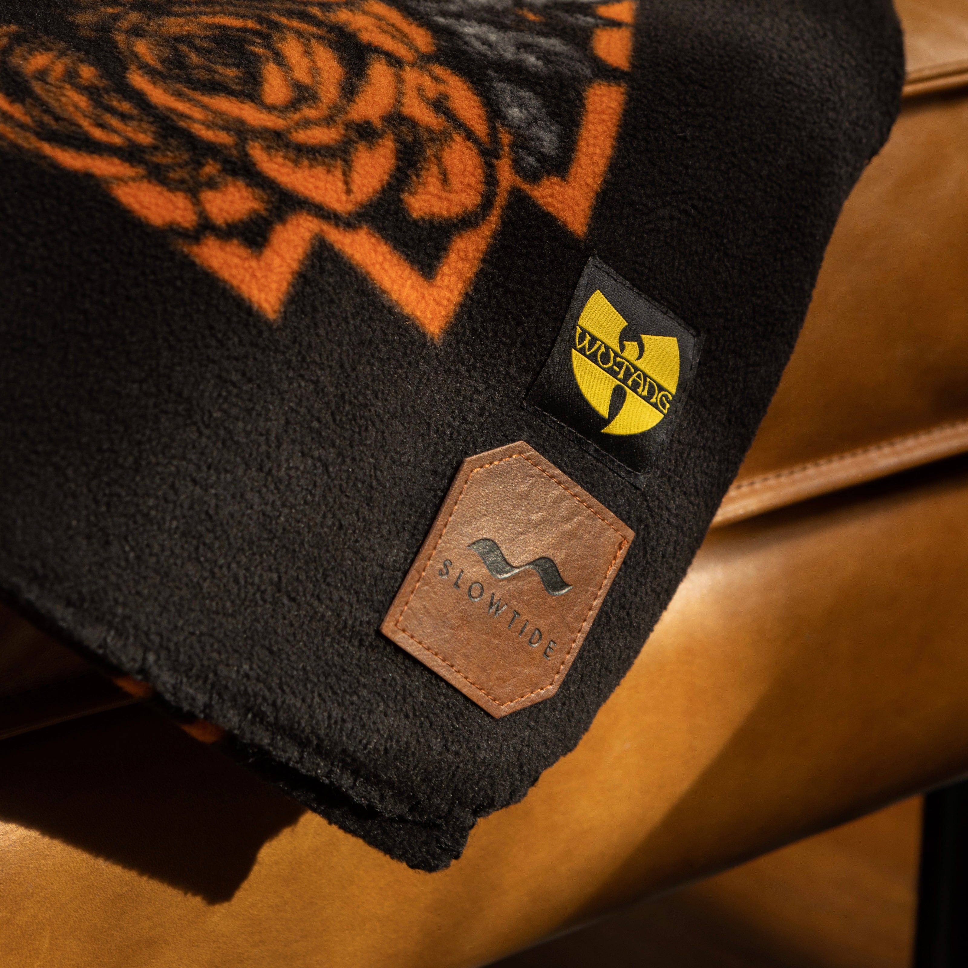 Slowtide Tiger Style Fleece Throw Blanket - Thumbnail 5