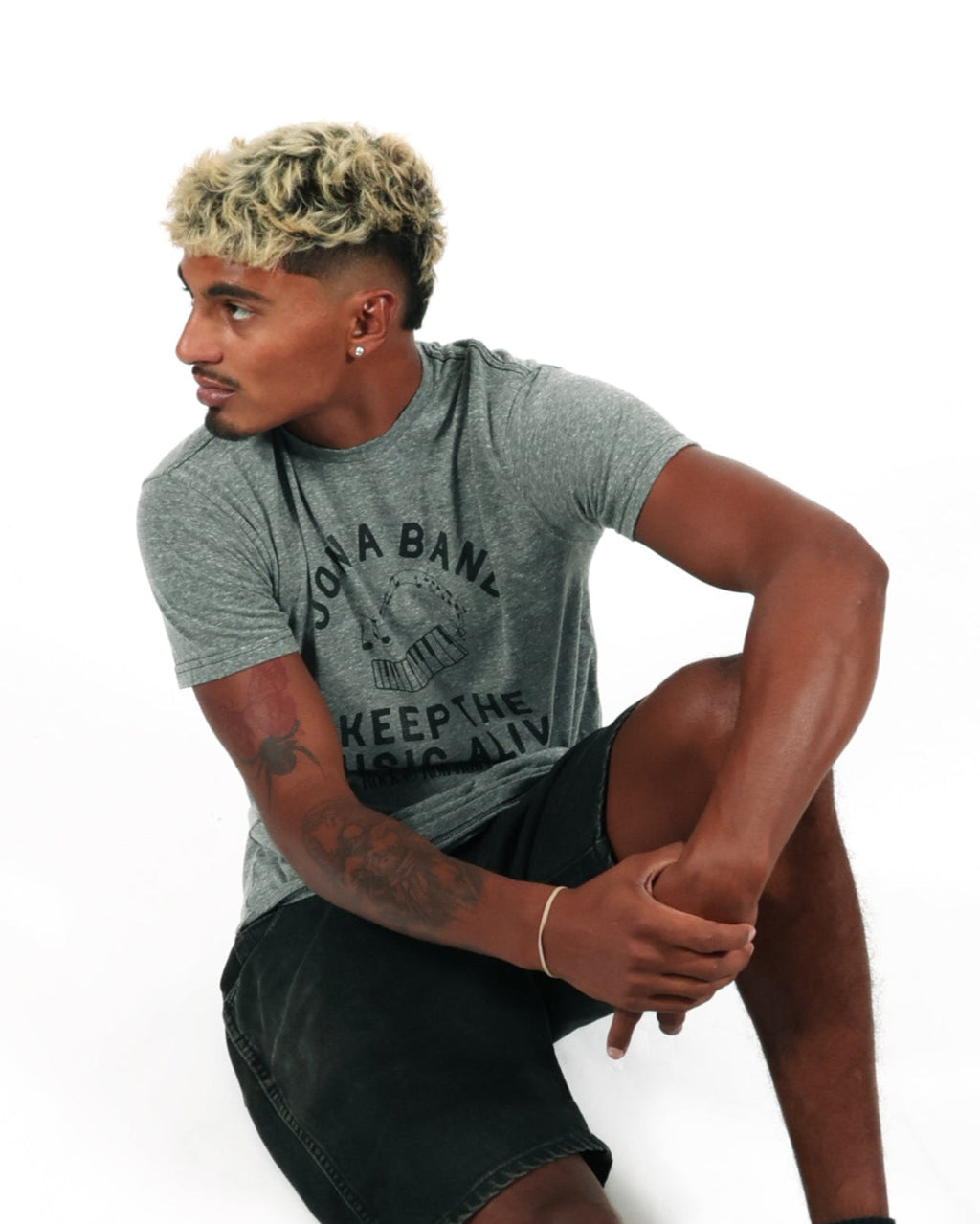 ROCK HALL KEEP THE MUSIC ALIVE T-SHIRT