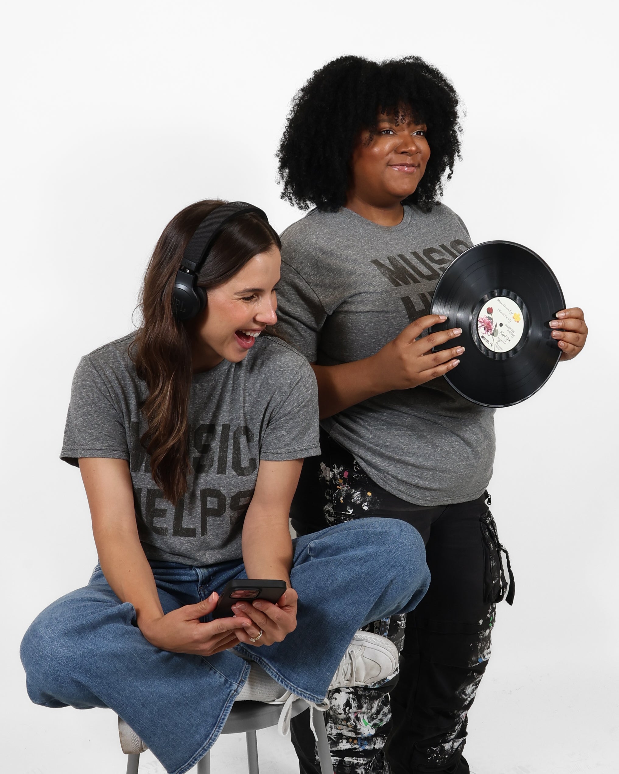 ROCK HALL MUSIC HELPS UNISEX T-SHIRT