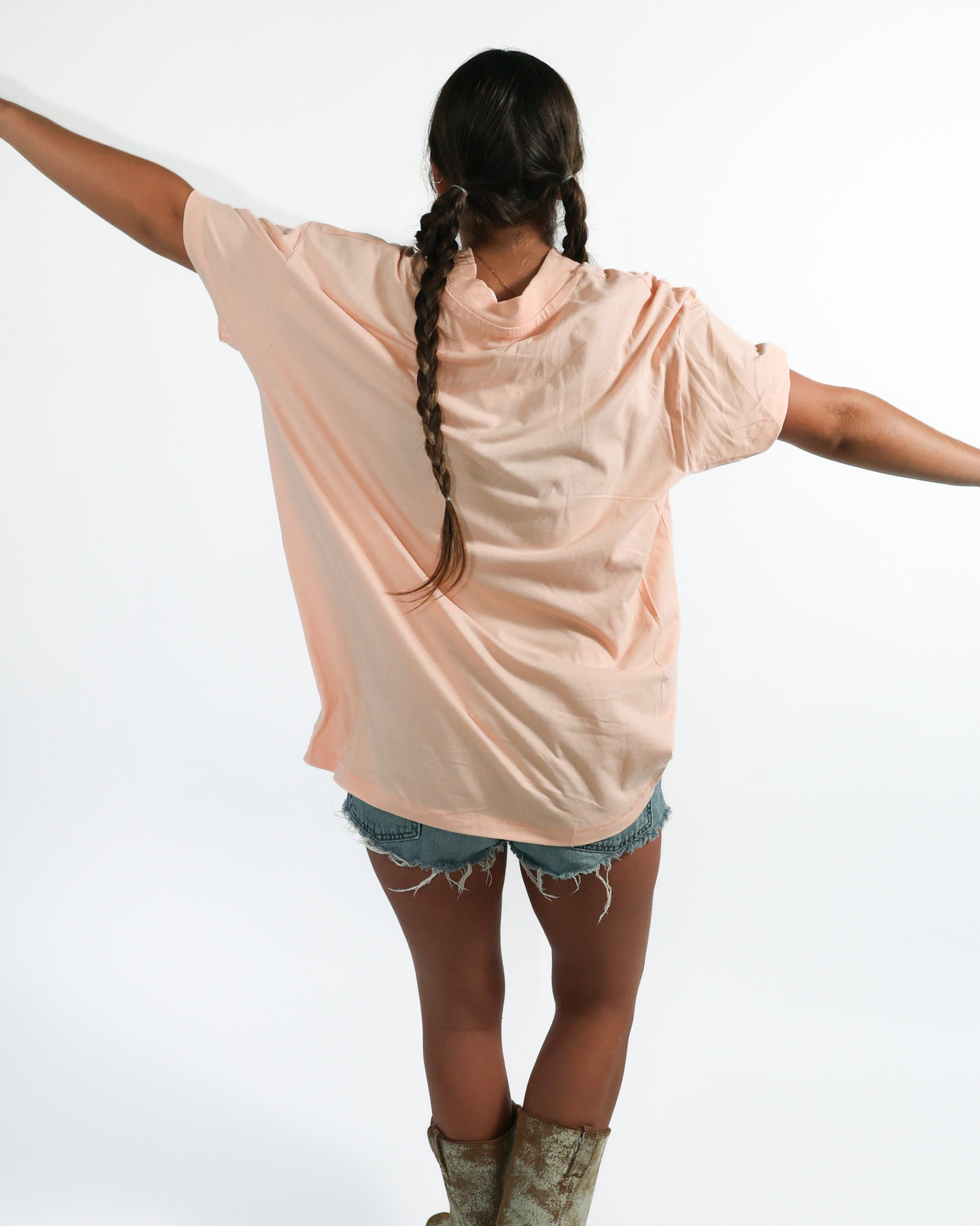 ROCK HALL PEACE LOVE ROCK & ROLL FITTED T-SHIRT