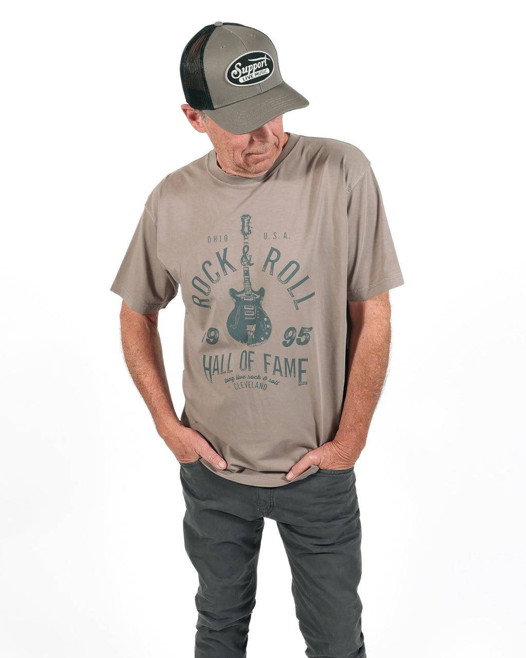 ROCK HALL PREPPY GUITAR RELAXED T-SHIRT