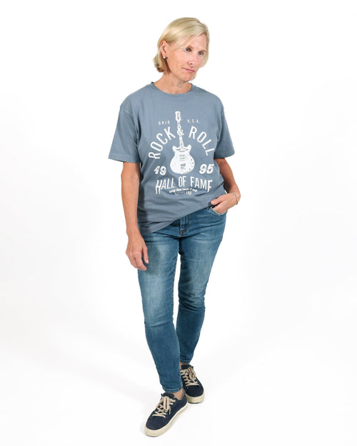 ROCK HALL PREPPY GUITAR RELAXED T-SHIRT