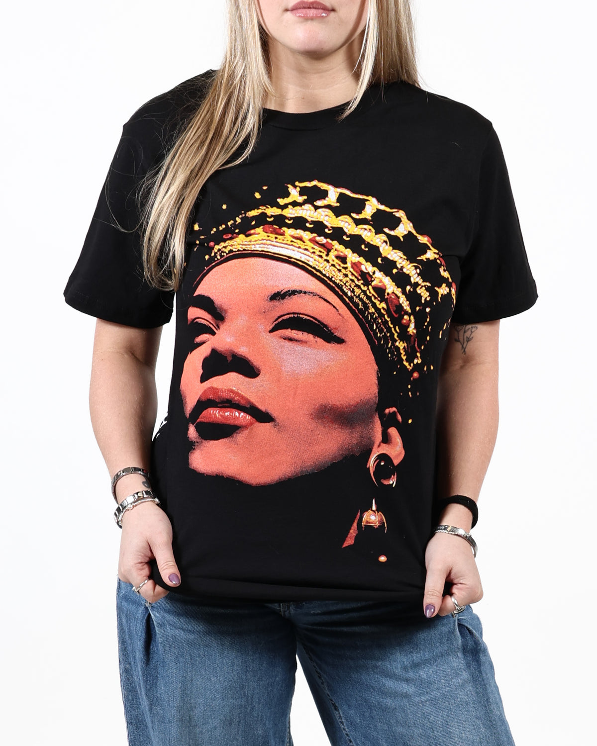 QUEEN LATIFAH - NATURE OF A SISTA INDUCTION T-SHIRT