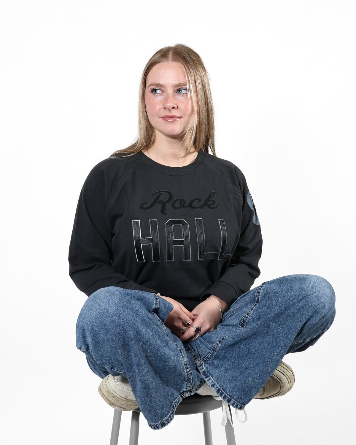 ROCK HALL CHAIN STITCHED FITTED CREWNECK