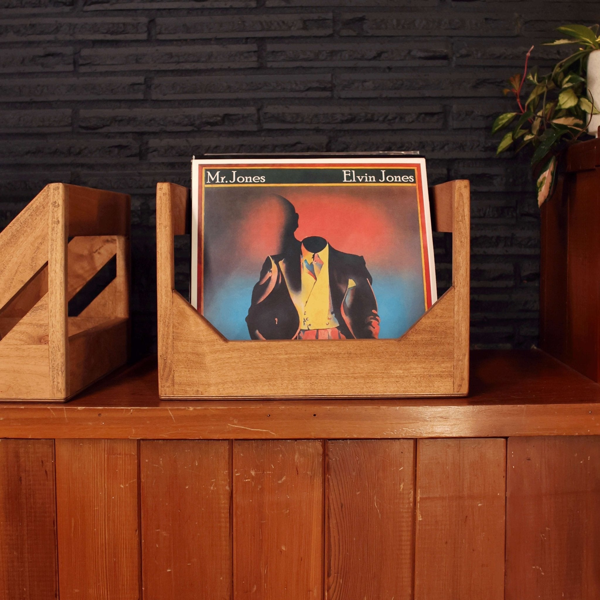 WICKERWOODWORKS - THE CUBE : 12" VINYL STORAGE CRATE