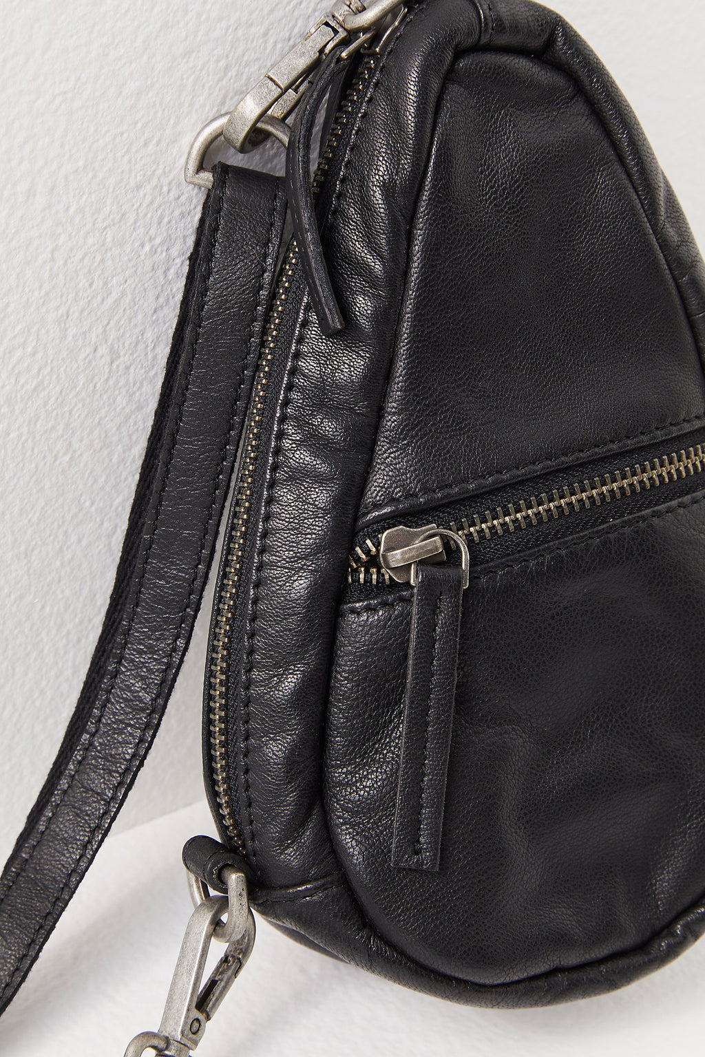 FREE PEOPLE - BOLSO BANDOLERA MINI COFFEE DATE