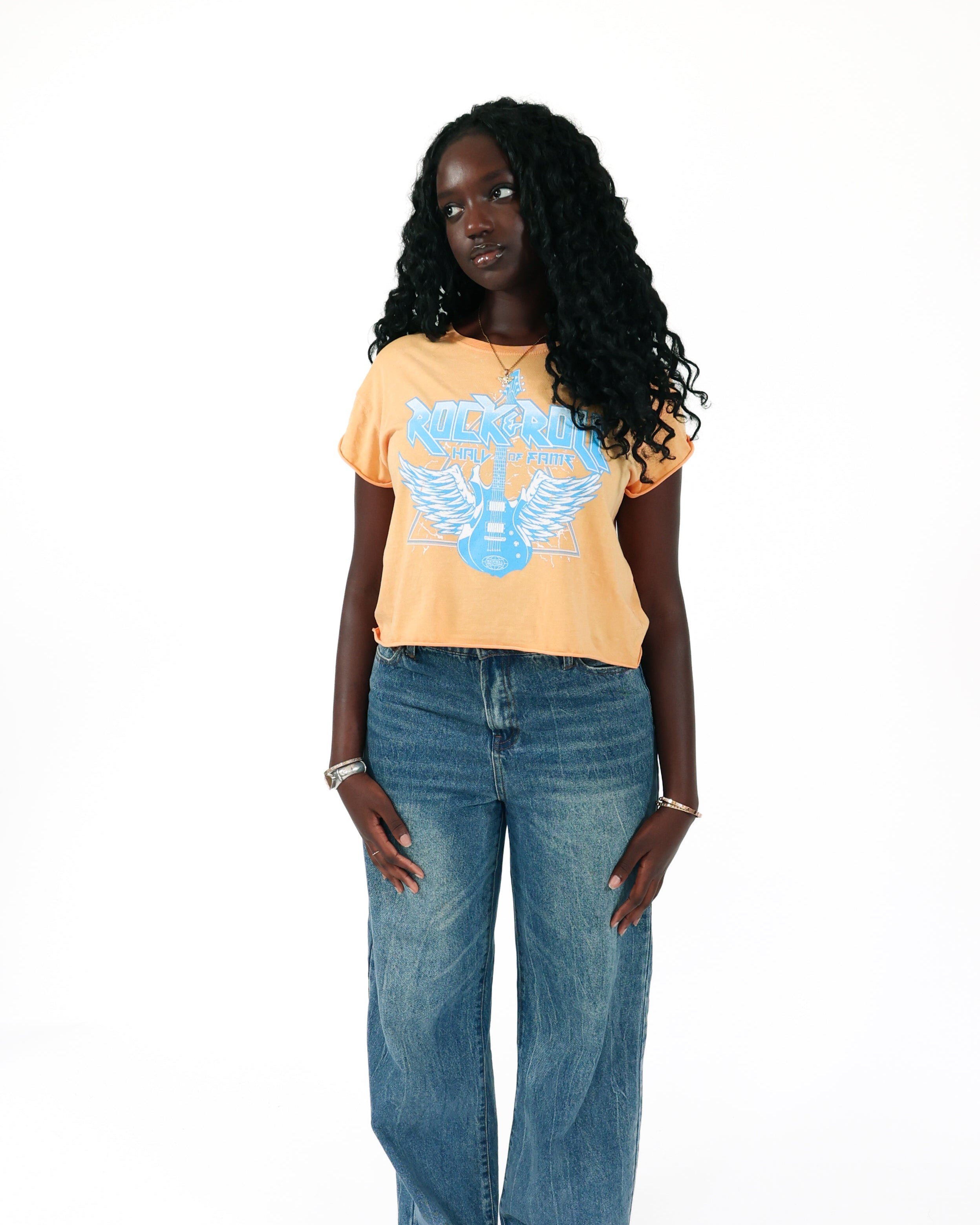 ROCK HALL FEATHERED GUITAR FITTED T-SHIRT