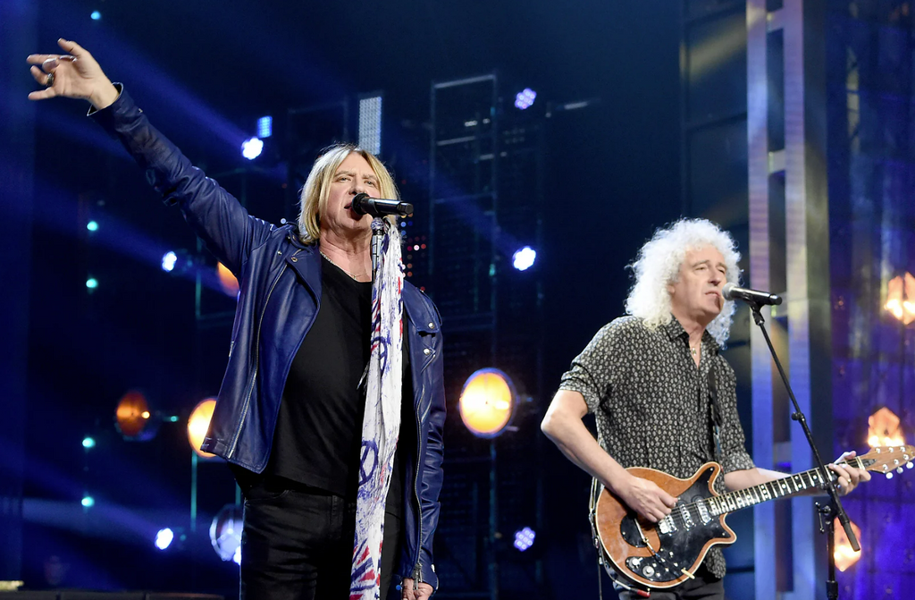 EPIPHONE LIMITED EDITION LES PAUL TRADITIONAL PRO-II GUITAR - SIGNED BY DEF LEPPARD