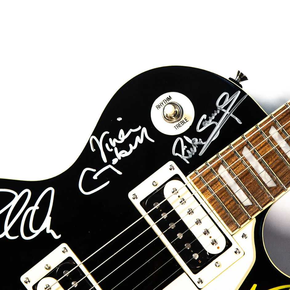 SIGNED LES PAUL GUITAR BY DEF LEPPARD